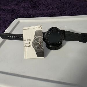 Samsung Gear S3 Watch With Charger And Manual